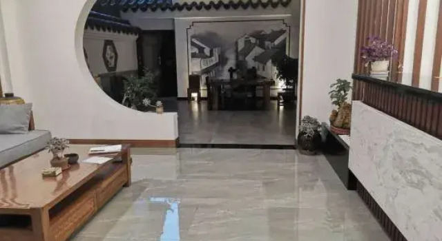 Chuxiong Yazhi Bieyuan Inn, Rezerwuj Hotel Hotele w Chuxiong z parkingiem, Parking