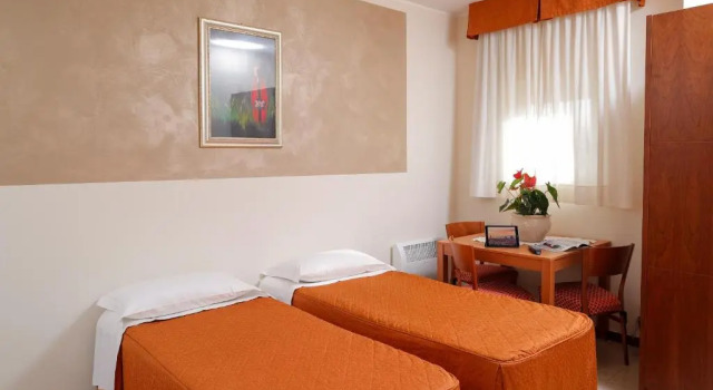 Четырёхместный номер Standard Hotel Michelangelo