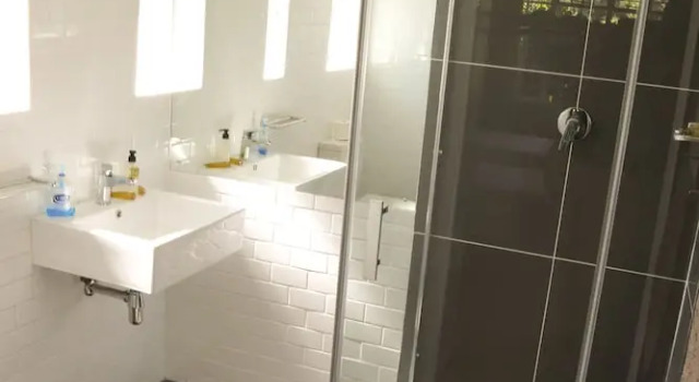 Standart oda Sunbird Guest House