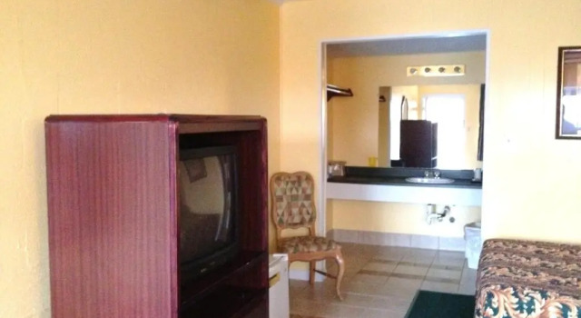 Standard Vierer Zimmer Holiday Motel