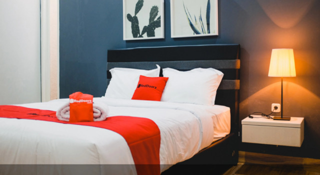 Номер Standard RedDoorz Premium near RS Pondok Indah
