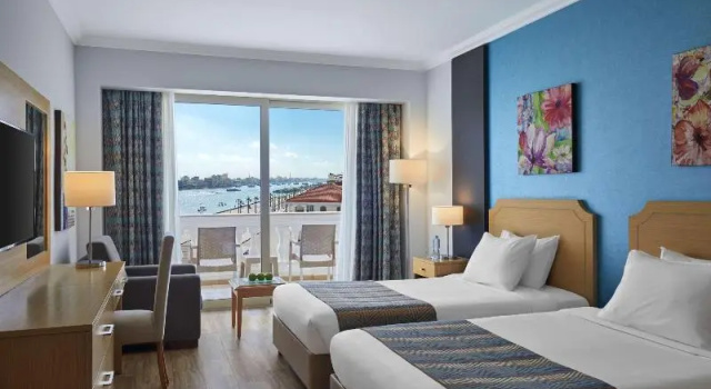 Двухместный номер Superior с балконом и с красивым видом из окна Steigenberger Hotel El Lessan
