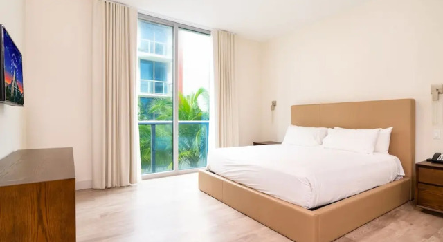 Номер Deluxe CH Luxury Condos & Studios On The Beach