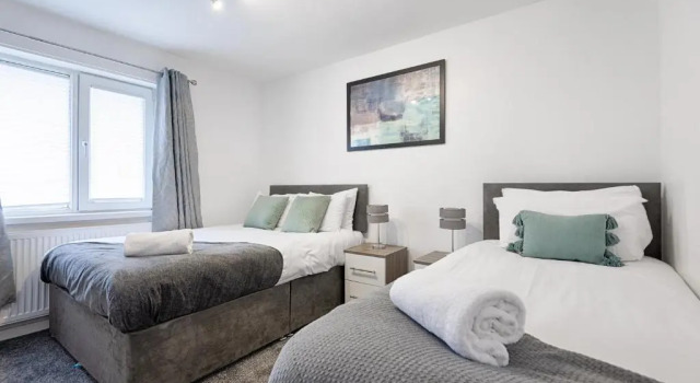 Singleton House parking and garden, Забронировать Отель Бизнес-отели Суонси, 4* 5*