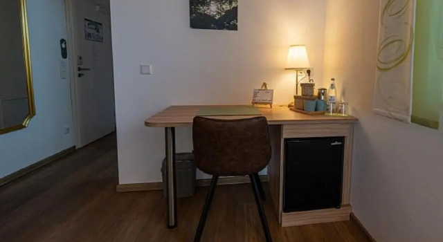 Двухместный номер Standard с балконом Hotel Fränkischer Hof