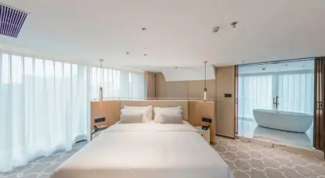 Люкс Executive Zhuhai Jiuchuan Cuihu Hotel