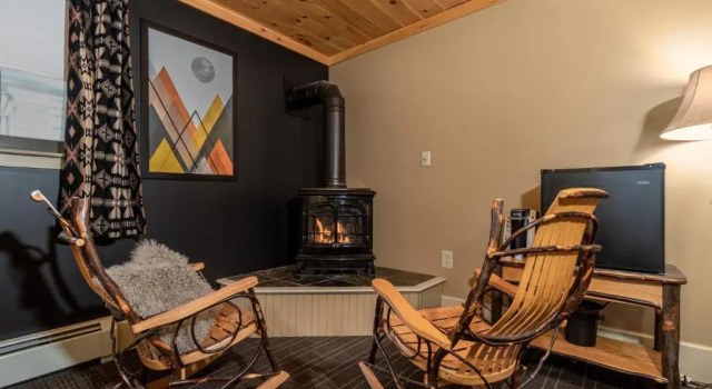 The Alpine Lodge