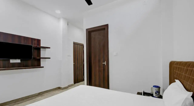 POP 80595K P2 Hotel And Resort