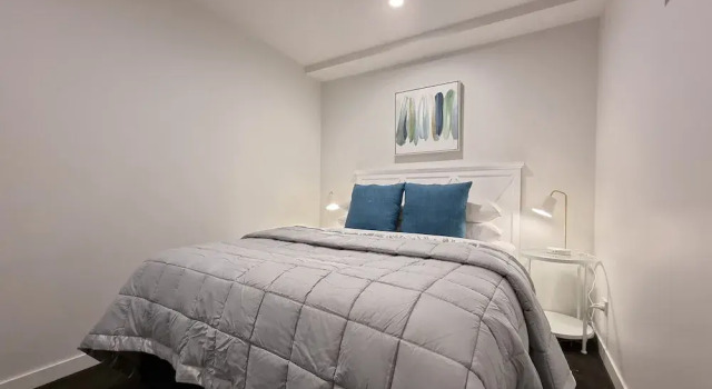 Luxe Apt w Harbour-Sunset Views -Parking, Забронировать Апартаменты/квартира Отели Окленда с парковкой, рядом с Вестерн-Парк, Парковка
