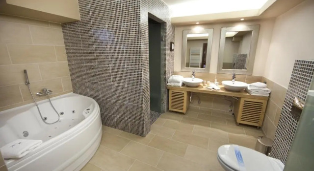 Номер Superior Kazarma Hotel