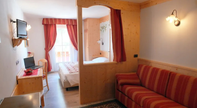 Двухместный номер Comfort с балконом Monza Dolomites Hotel
