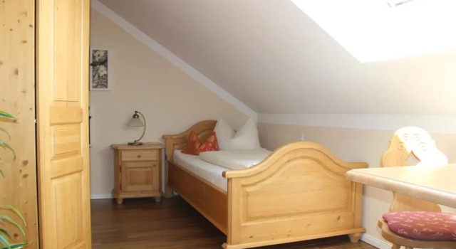 Camera Standard Pension Weindl