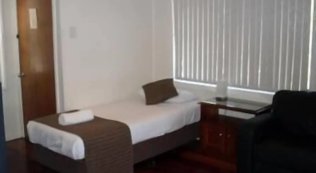 Koala Tree Motel, Забронировать Мотель Отели Порт-Маккуори 4 звезды, рядом с Пристань для яхт в Порт-Маккуори, 4*