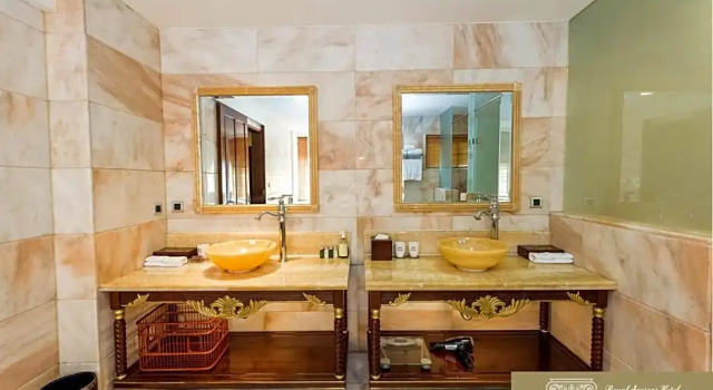 Четырёхместный номер Deluxe Grand Pleasure Spring Hotel