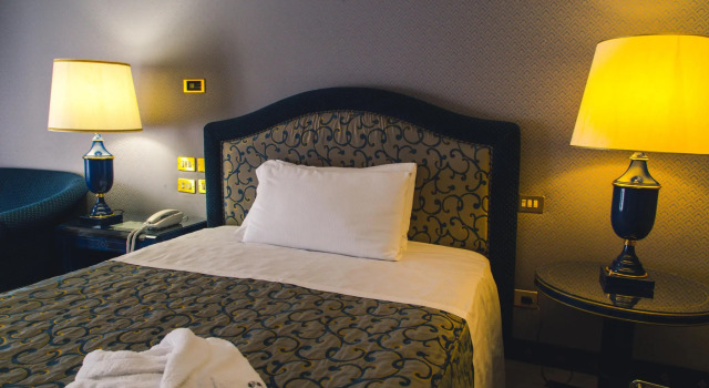 Одноместный номер Standard Grand Hotel Excelsior