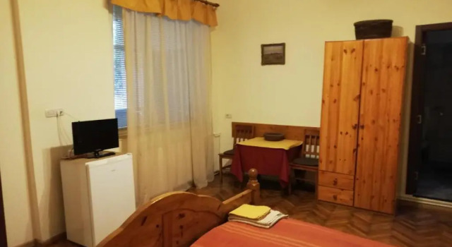 Arthouse Lucrezia, Забронировать Отель Недорогие отели Тимишоары, рядом с Timisoara City Hall, недорого