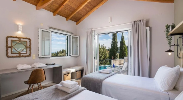 Danai Villa - Charming Escape With Oceanside Views