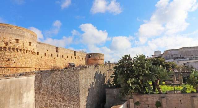 House Holidays Yasmine To Otranto 6 Places