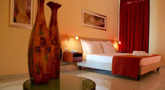 Номер Standard Meridian Hotel
