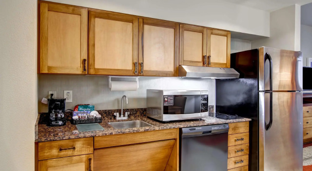 Четырёхместный люкс c 1 комнатой Homewood Suites by Hilton Cincinnati-Downtown