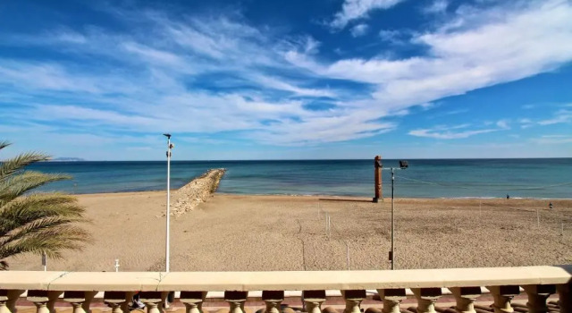 Апартаменты Apartamento Mistral Beach