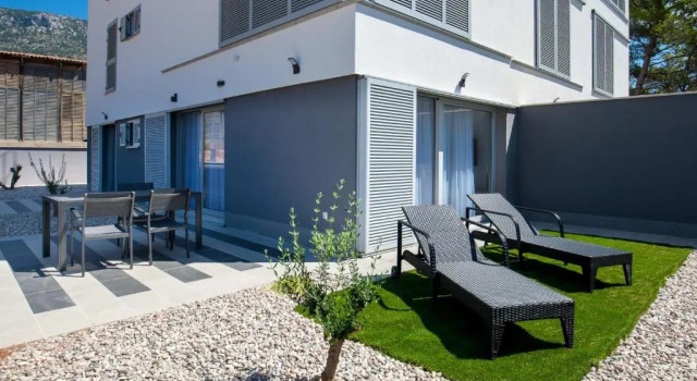 Apartments Dva Galeba