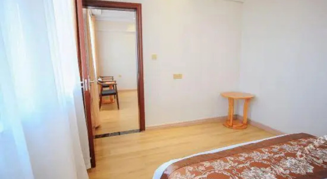 Baihui Holiday Hotel, Prenota Hotel Hotel a Chenzhou con parcheggio, Parcheggio