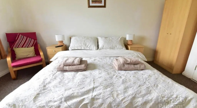27 old castlecourt portrush