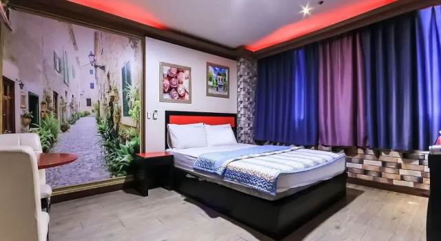 Changwon Bonggokdong Seven