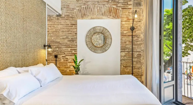La Comuna by Bon Dia Residences, Book Hotel Girona Gironès, near Arab Baths Girona