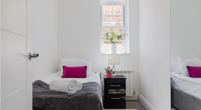 Brand new 3-bedroom with AC in Maida Vale