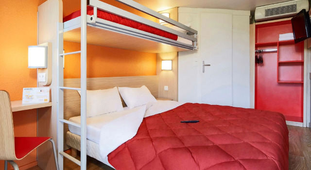 Трёхместный номер Standard Premiere Classe Deauville Touques