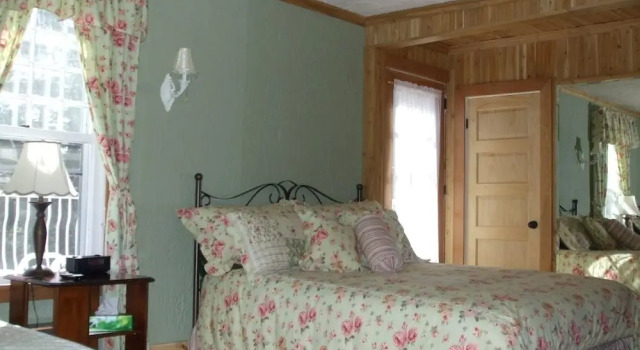 Auberge la Bonne Mine, Rezervați Hostel Thetford Mines 