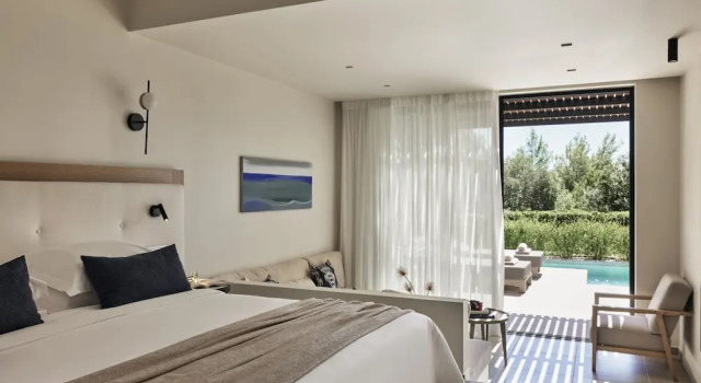 Полулюкс с видом на горы Celestial All Suites