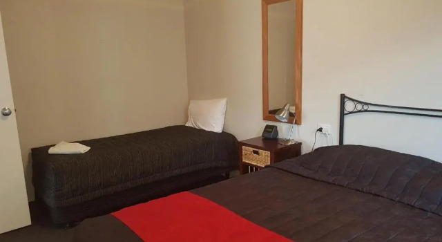 Апартаменты с 2 комнатами Palm Court Motel