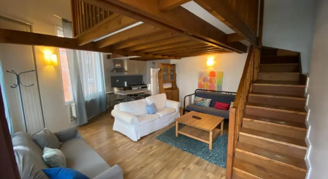 Апартаменты с 2 комнатами Paris Eiffel Tower et Disney apartments, parkings gratuits et sécurisés, 10 minutes métro to Paris