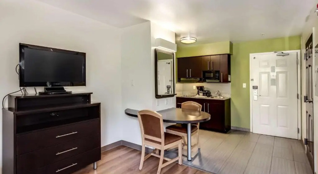 Двухместный номер Standard Studio 6-East Brunswick, NJ - NYC Area