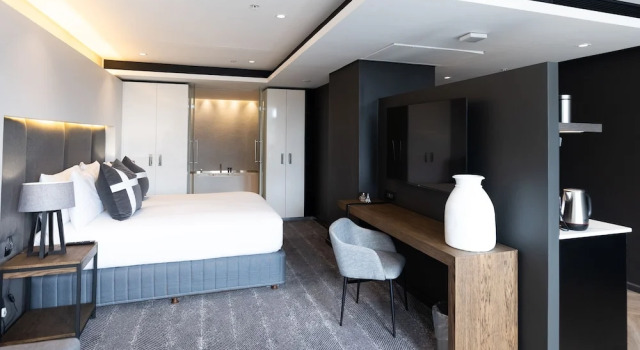 Номер Luxury The Capital 15 on Orange Hotel & Spa