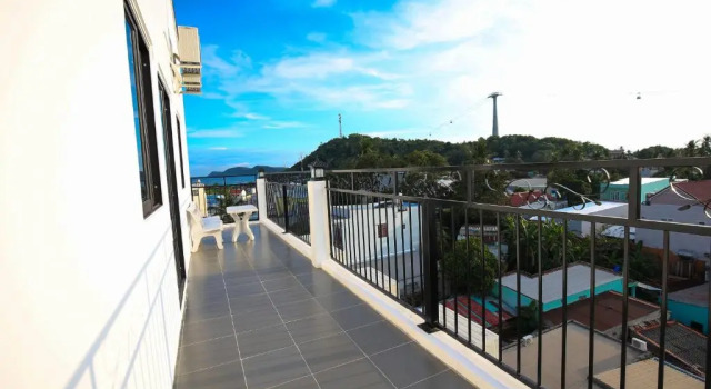 Четырёхместный номер Standard с видом на море Thanh Vy Hotel