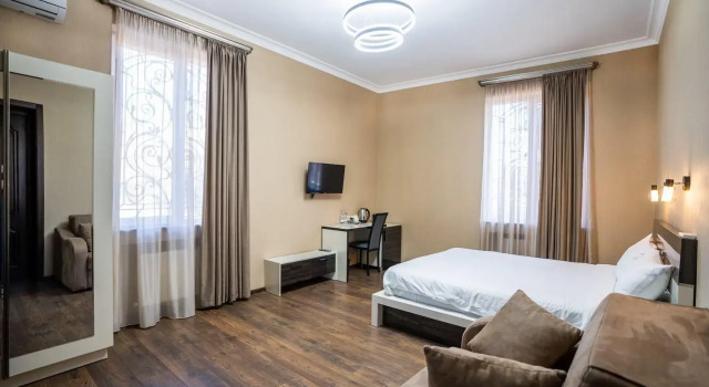 Семейный номер Standard Siberia Hotel