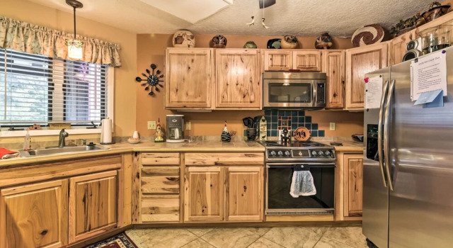 Апартаменты Mountain-view Angel Fire Condo: Walk to Skiing