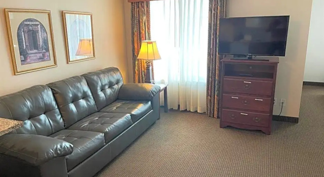 Номер Deluxe River Hills Hotel