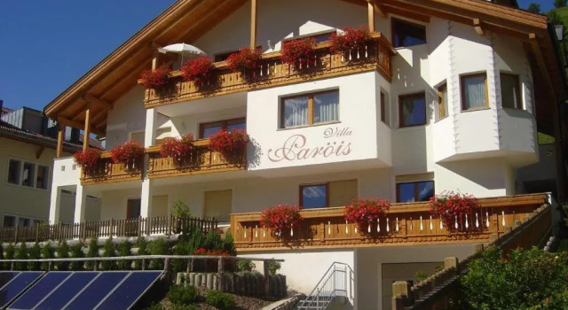 Villa Paröis, Prenota Villa Hotel a Veneto con parcheggio, Parcheggio