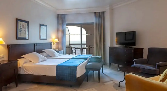 Трёхместный номер Superior с видом на море Hotel Duque de Najera