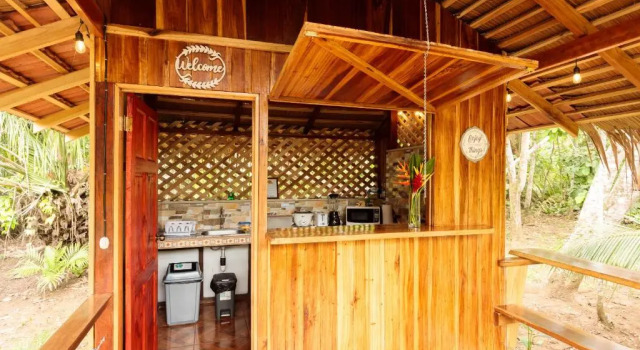 Bungalows Aché Cahuita, Забронировать Отель Кауита Лимон