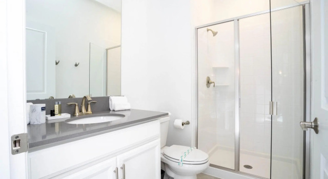Cozy Townhome Near Disney Parks, Book Hotel Hoteller i Four Corners med pool, Swimmingpool