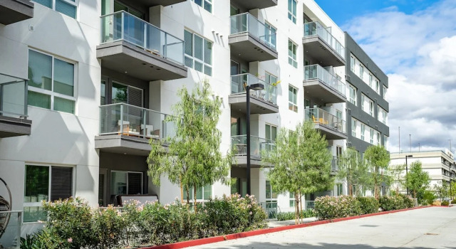 Luxury Apts near SDSU by WanderJaunt