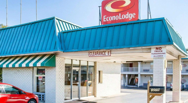 Econo Lodge McDonough, Boek Mini-hotel Hotels in Georgia met parkeren, Parkeren