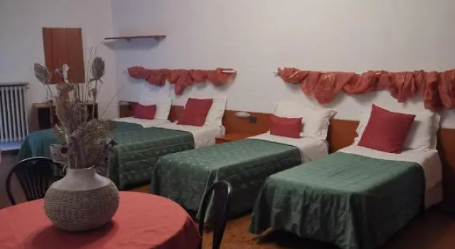 Standard Dreier Zimmer Cavallo Bianco