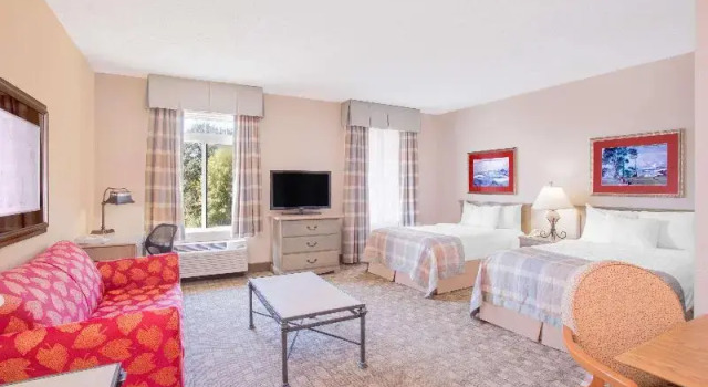 Четырёхместный люкс Hawthorn Extended Stay by Wyndham Conyers
